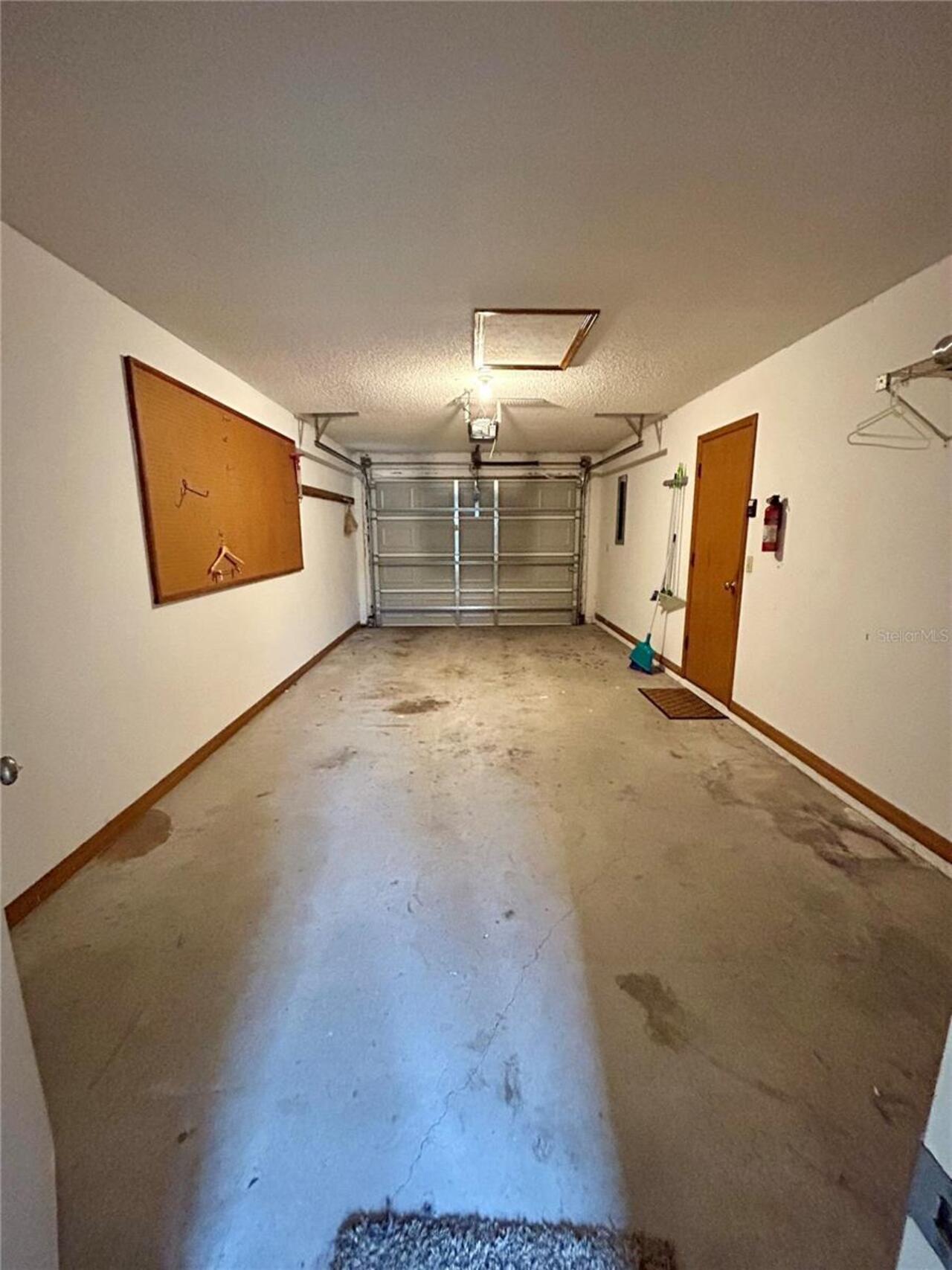Listing Photo 16