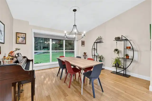 Listing Photo 9