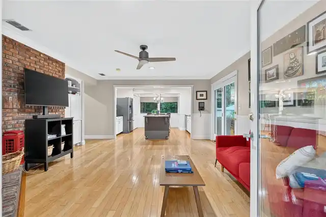 Listing Photo 13