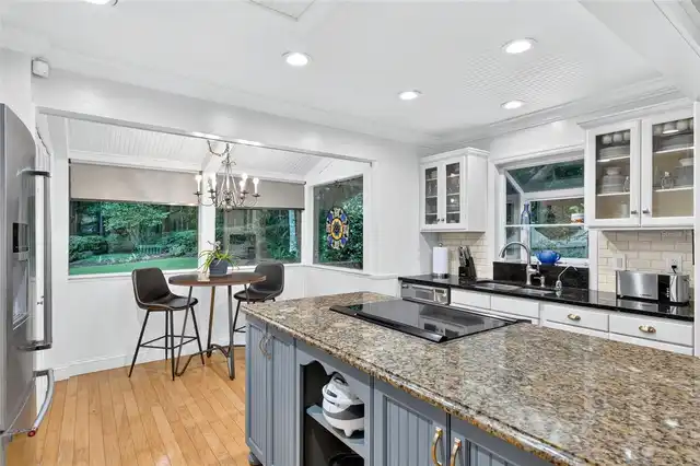 Listing Photo 15