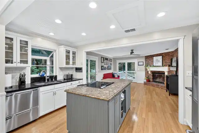 Listing Photo 17