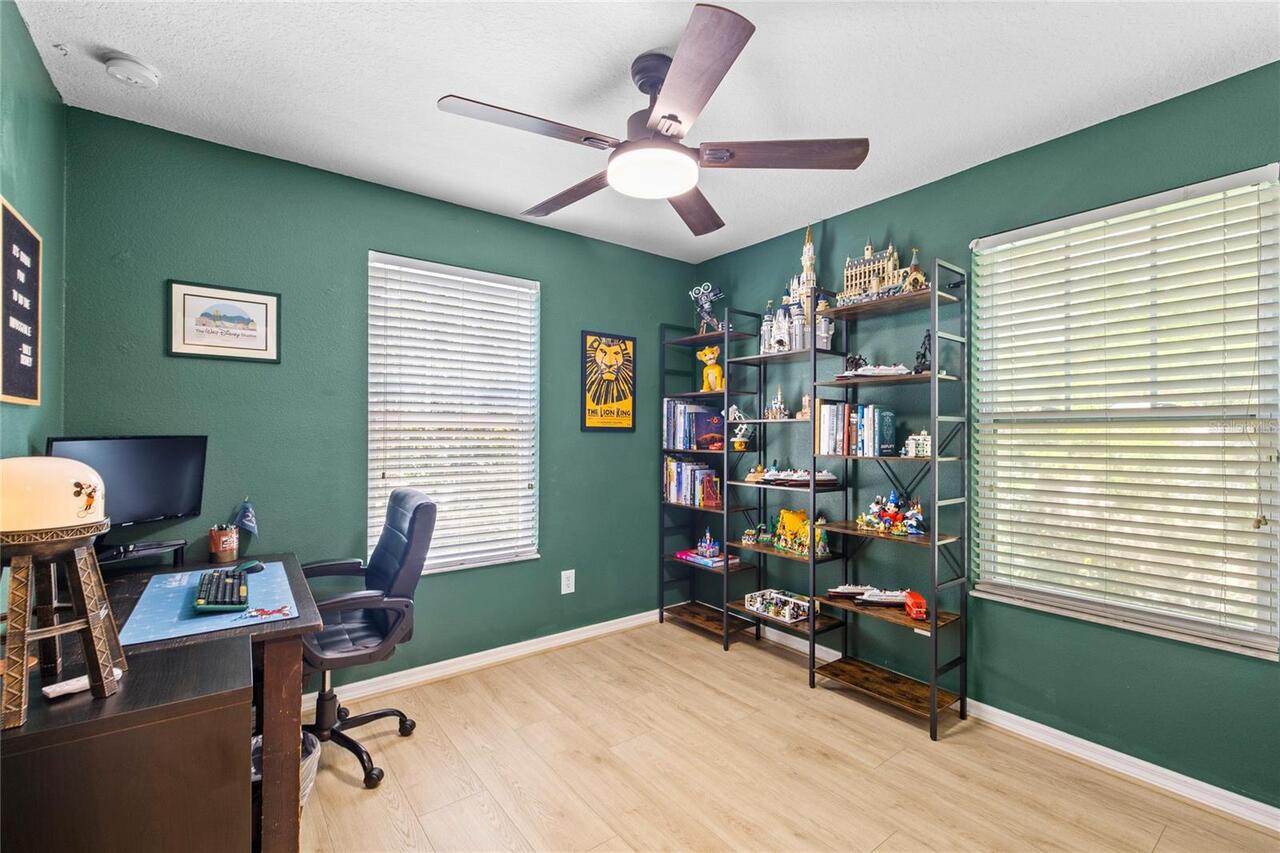 Listing Photo 17