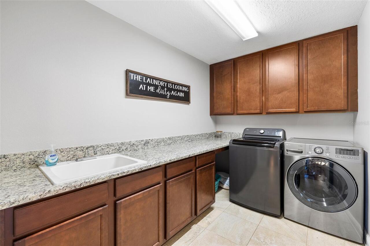 Listing Photo 14
