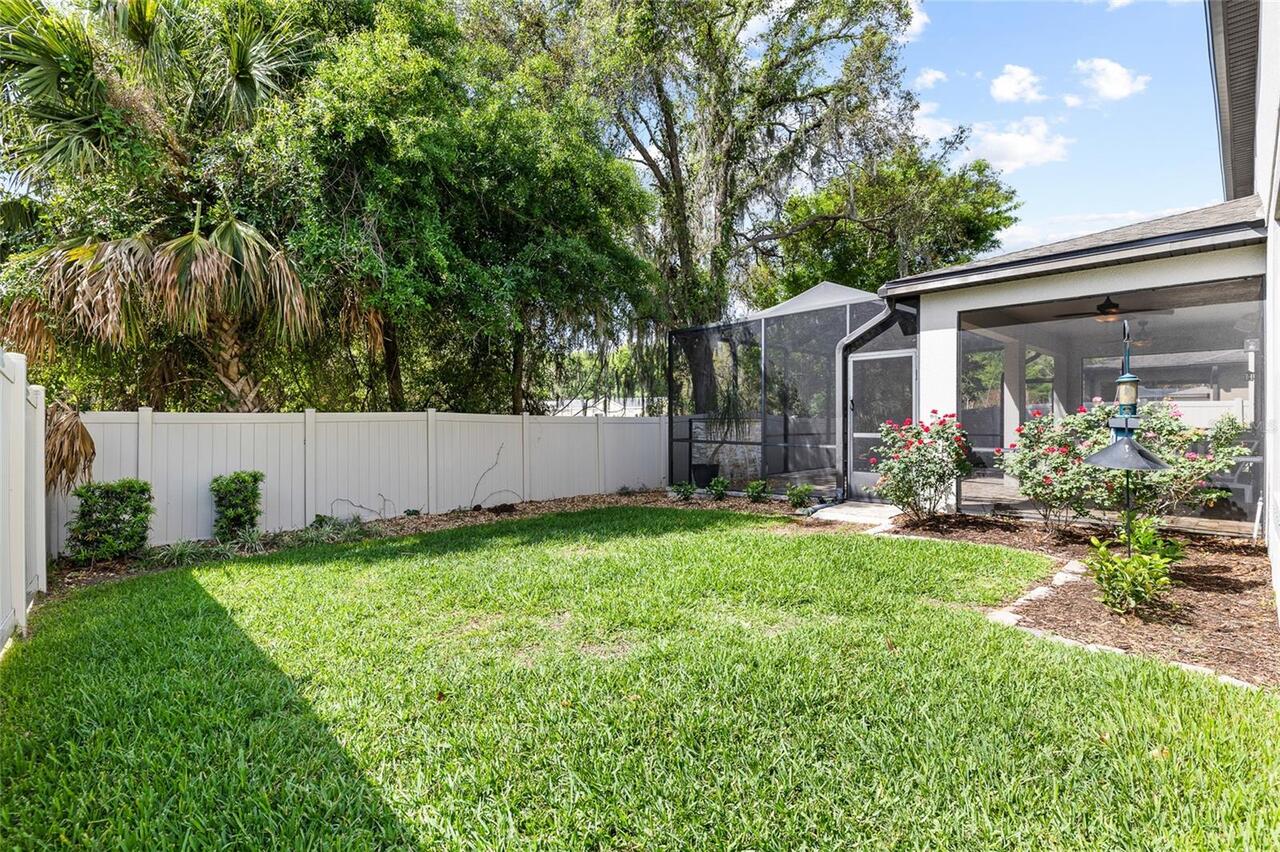 Listing Photo 11