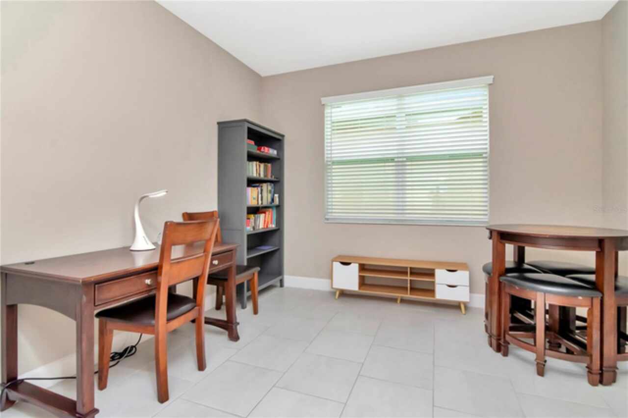 Listing Photo 9
