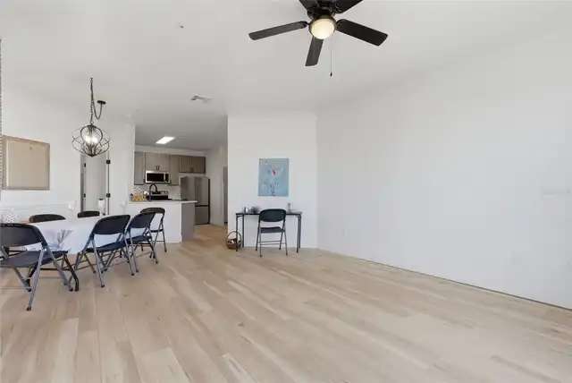 Listing Photo 17
