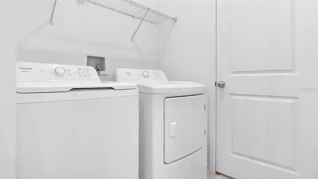 Listing Photo 10