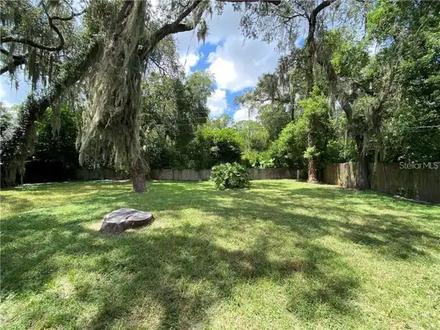 Listing Photo 16