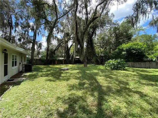 Listing Photo 17