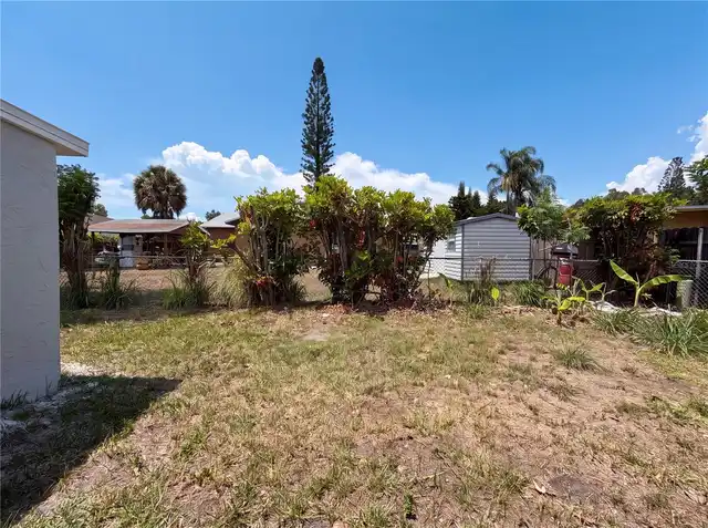 Listing Photo 22