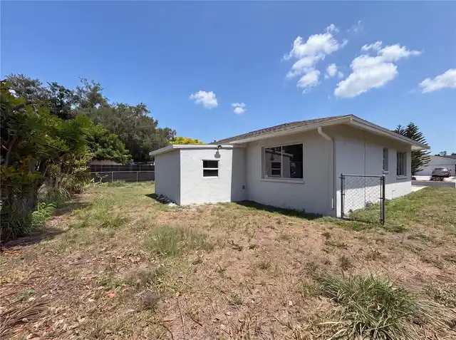 Listing Photo 23