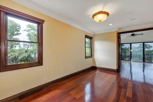 Listing Photo 38