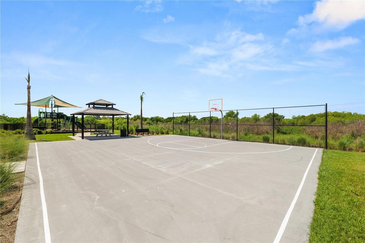 Listing Photo 18