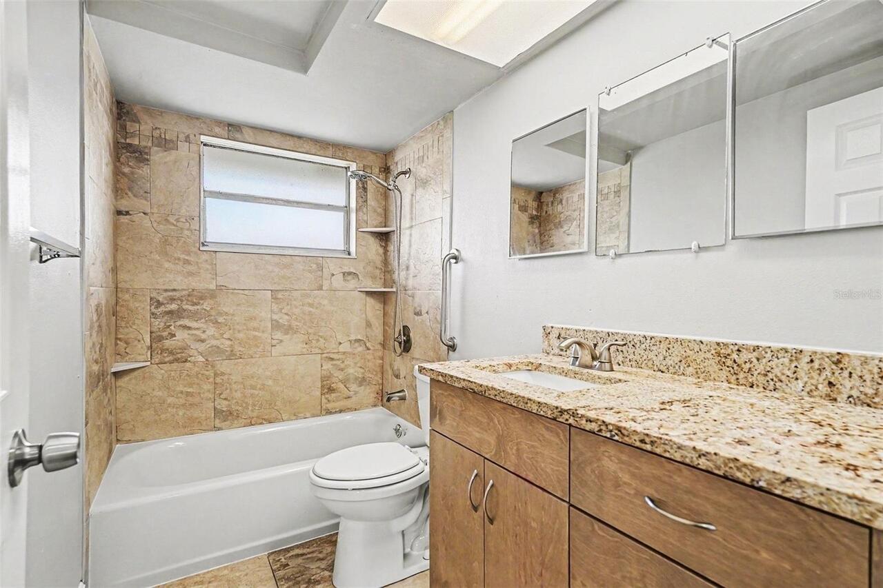 Listing Photo 17