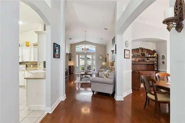 Listing Photo 9