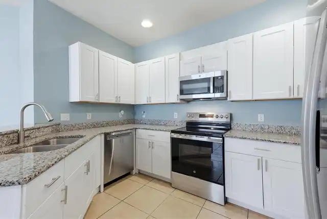 Listing Photo 18