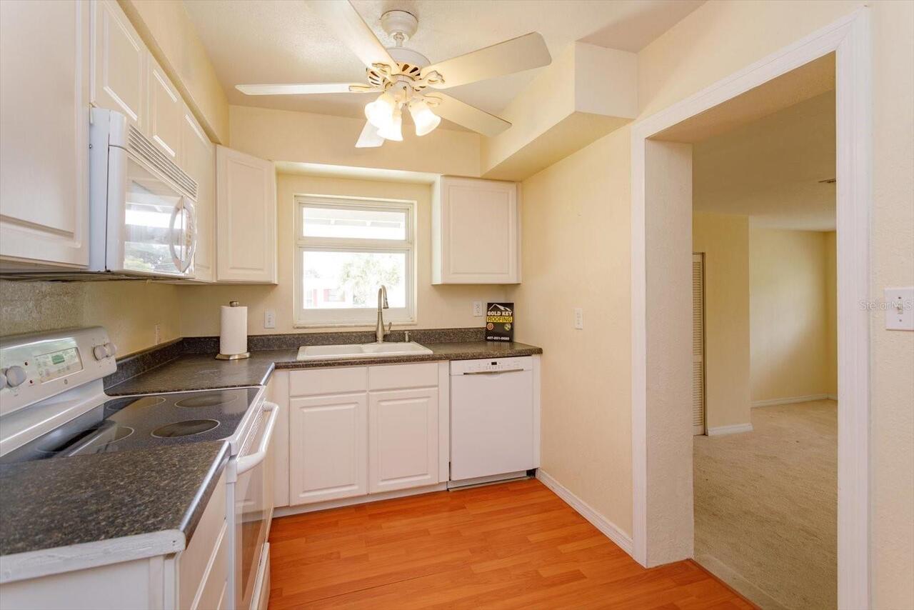 Listing Photo 7