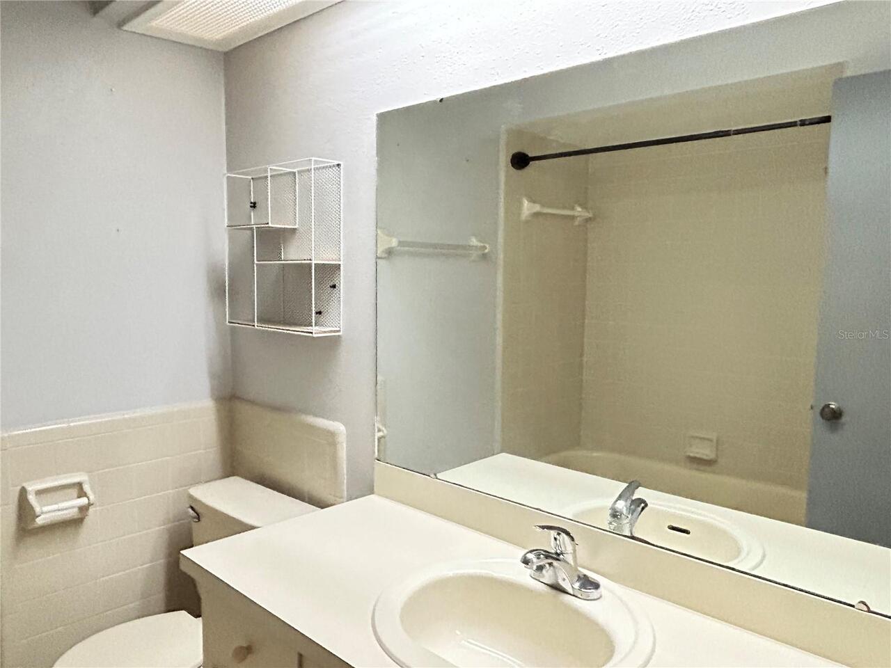 Listing Photo 17