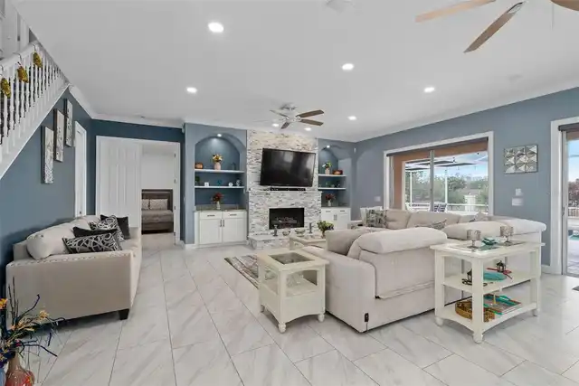 Listing Photo 8