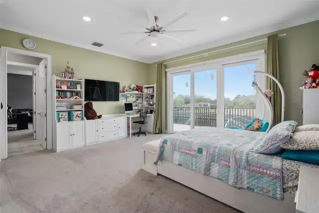 Listing Photo 32