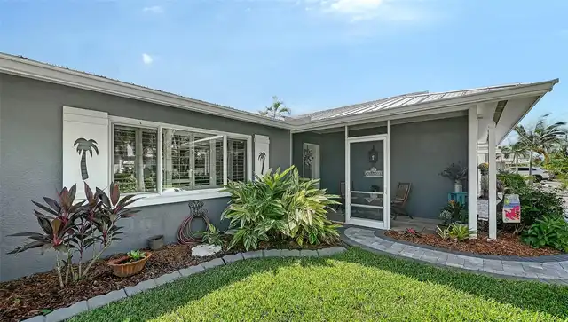 Listing Photo 9