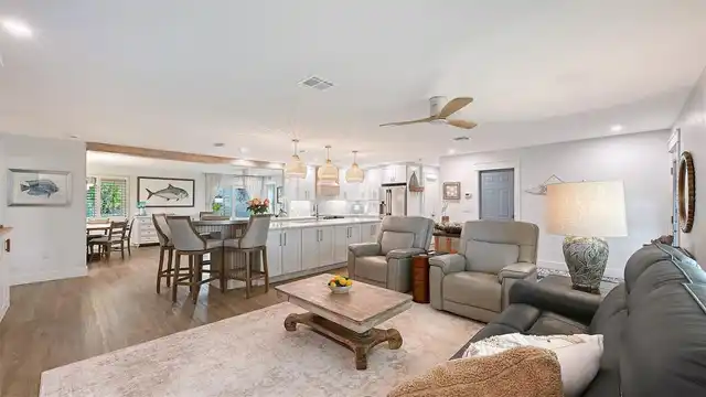 Listing Photo 19