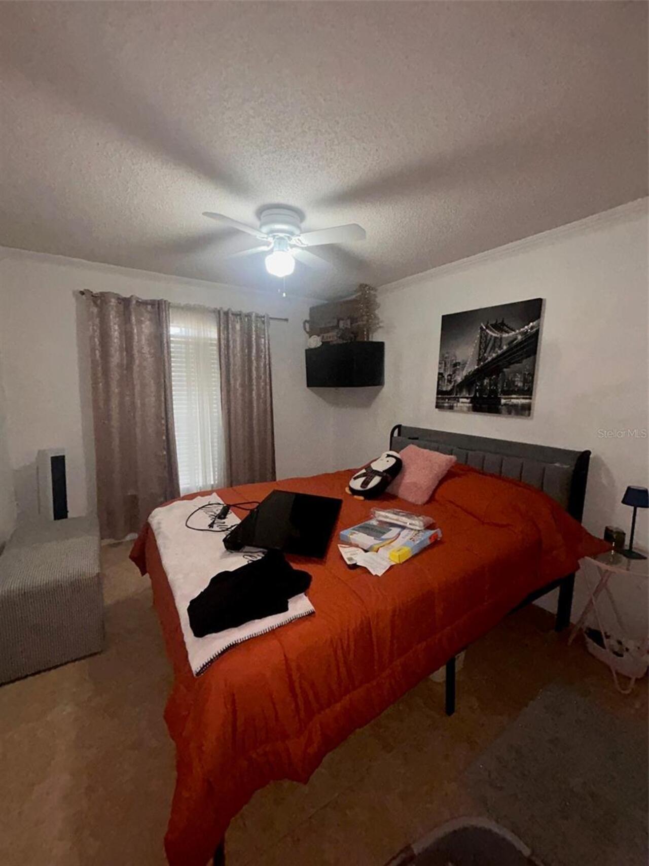 Listing Photo 9