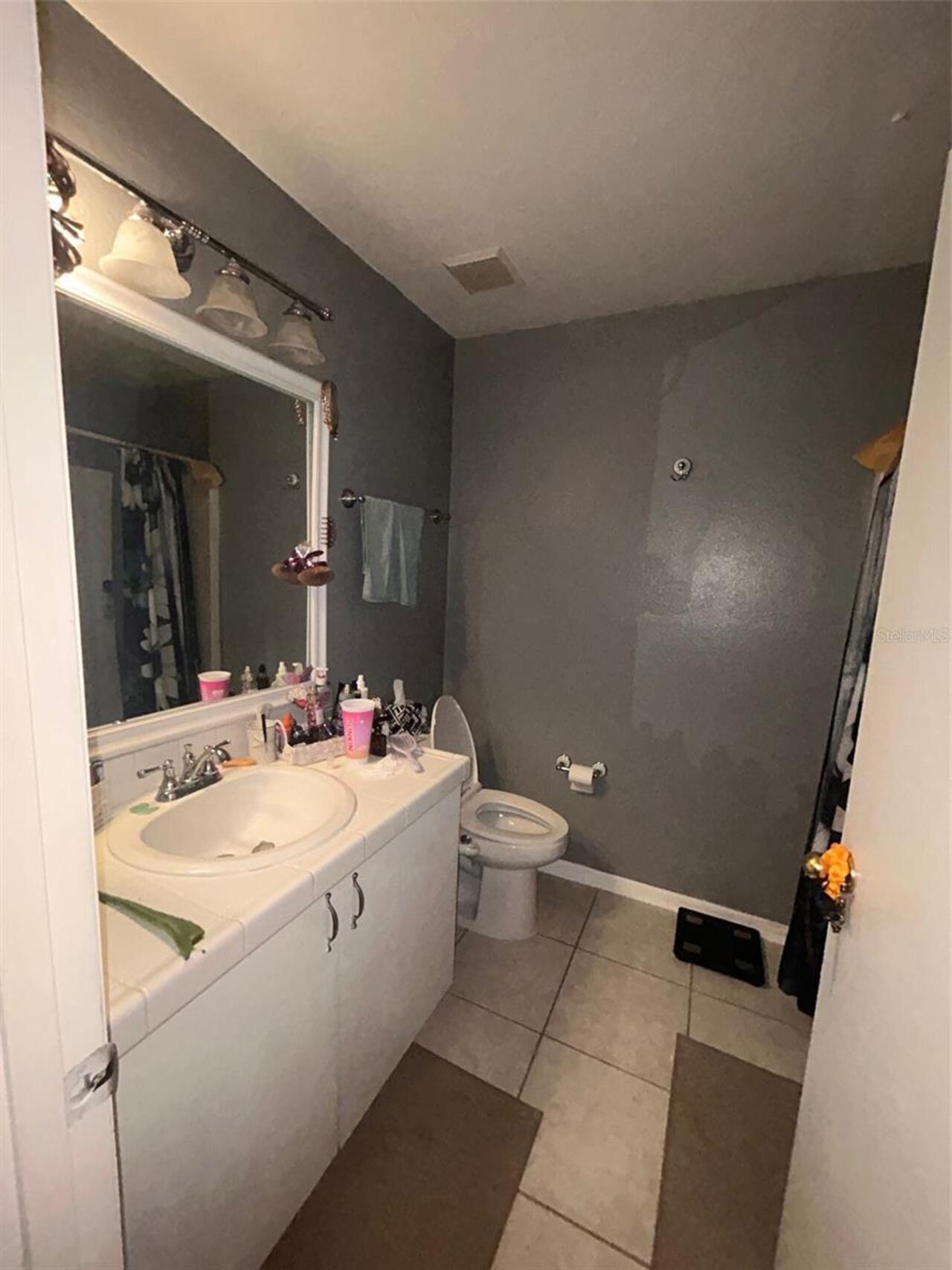 Listing Photo 12
