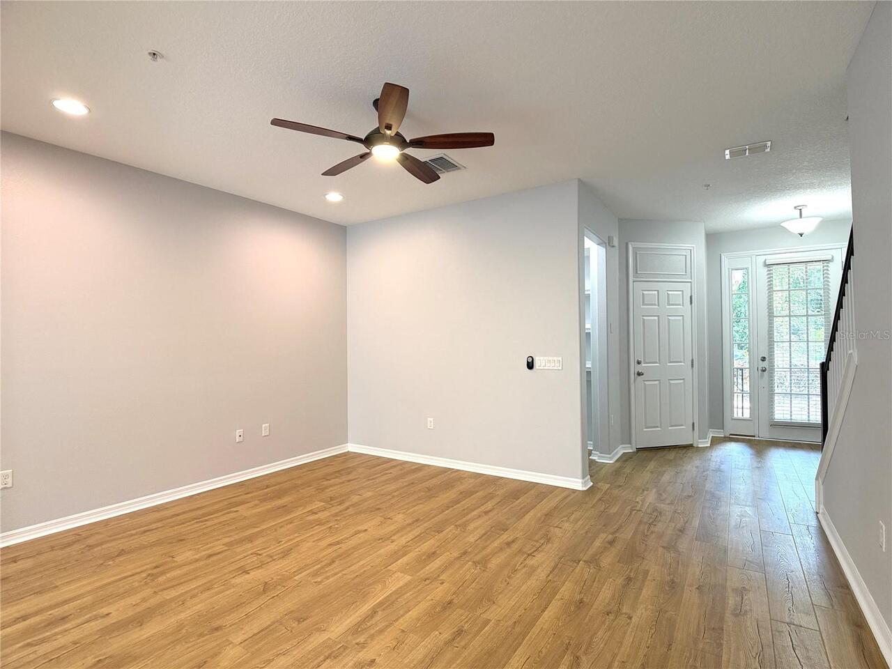 Listing Photo 9