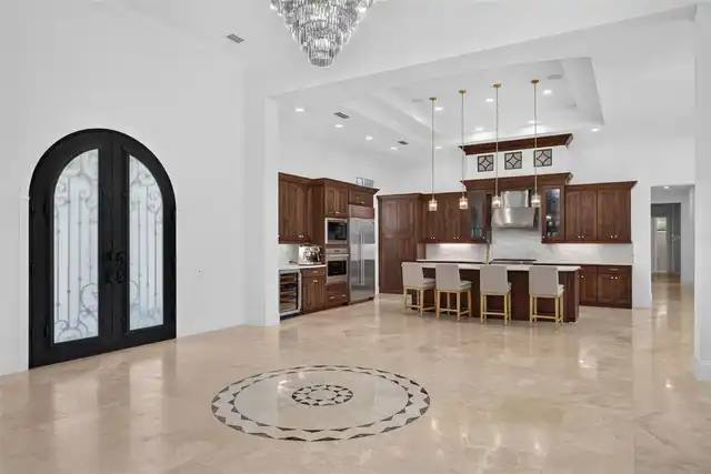 Listing Photo 18