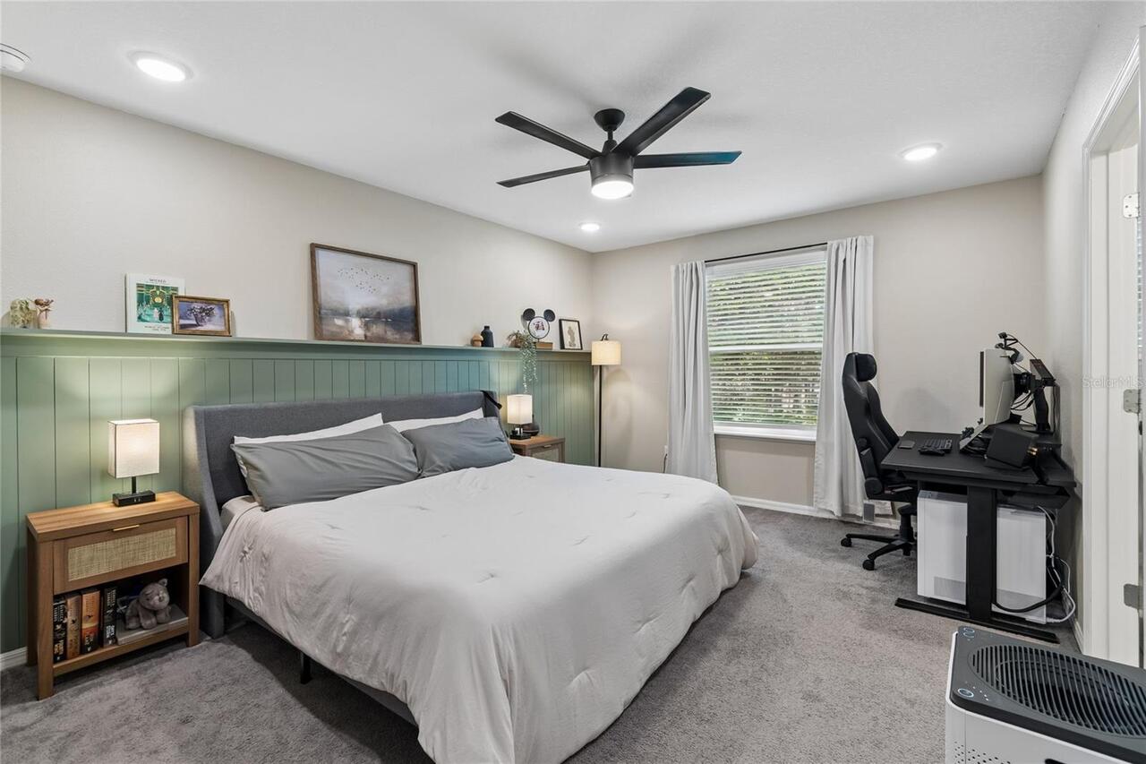 Listing Photo 12