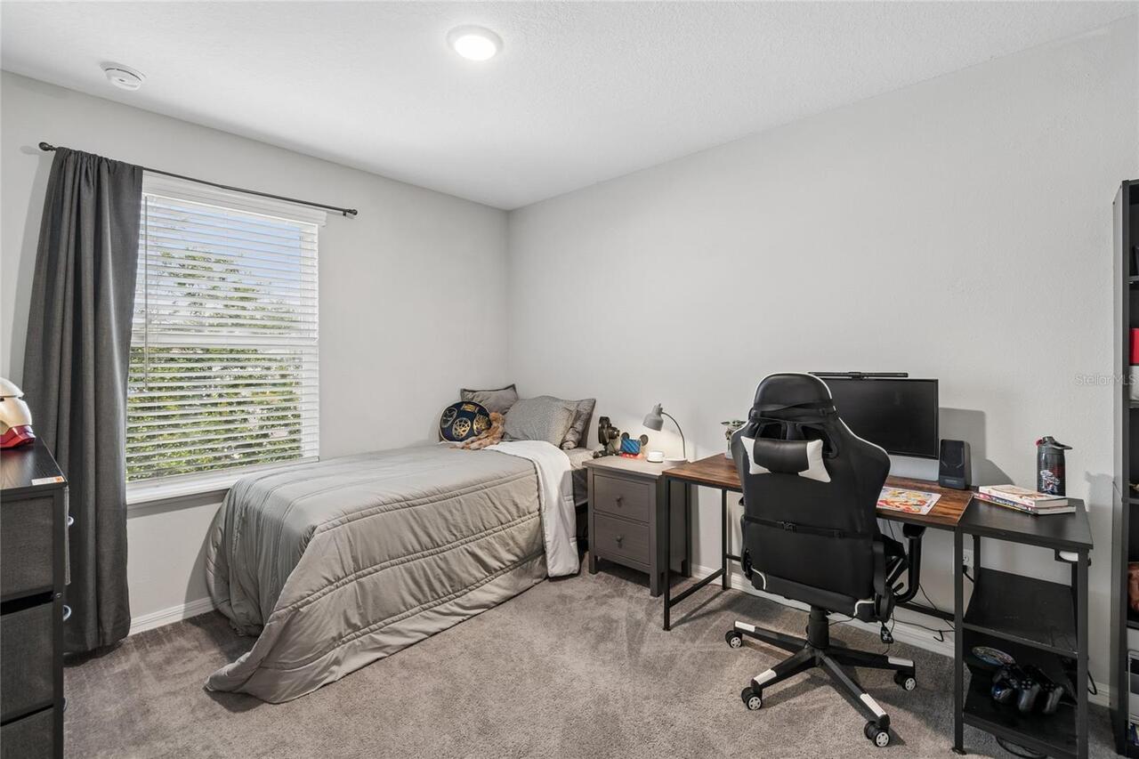 Listing Photo 17