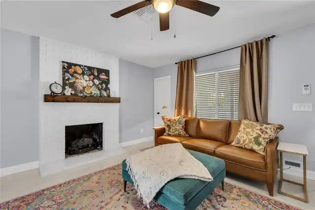 Listing Photo 6
