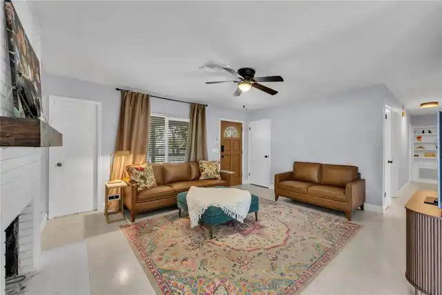 Listing Photo 7