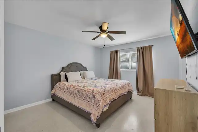 Listing Photo 20