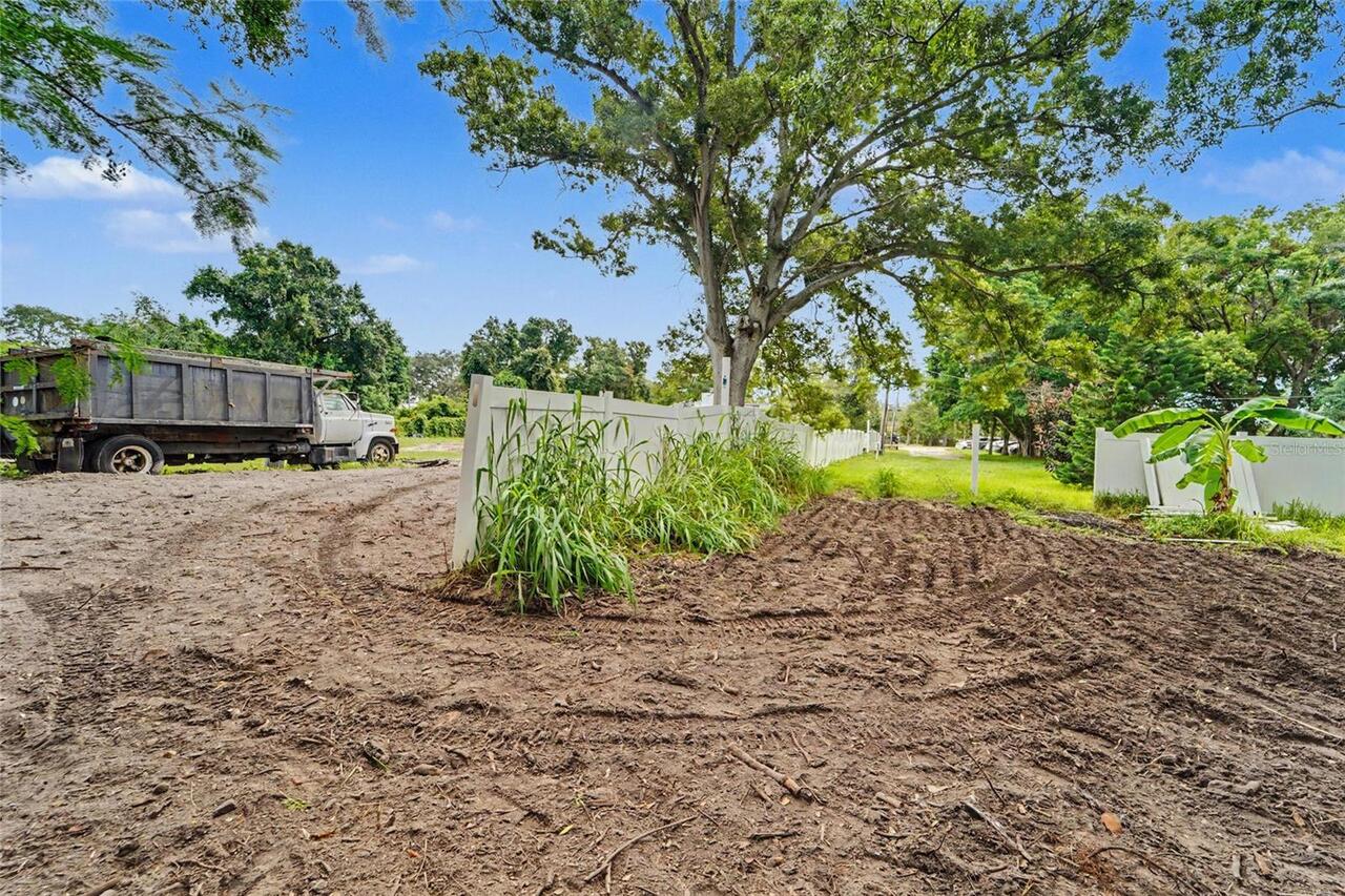 Listing Photo 42