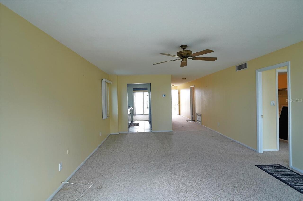 Listing Photo 14