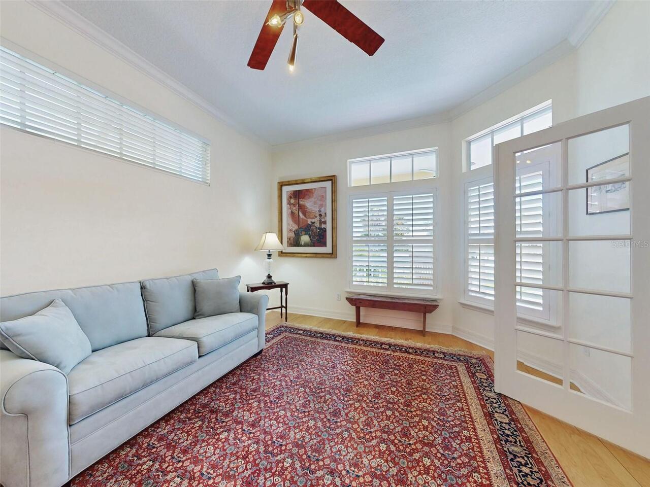 Listing Photo 9