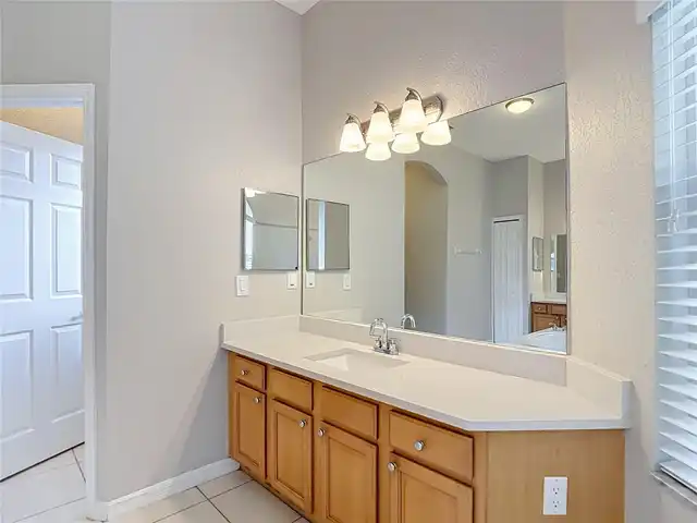 Listing Photo 34
