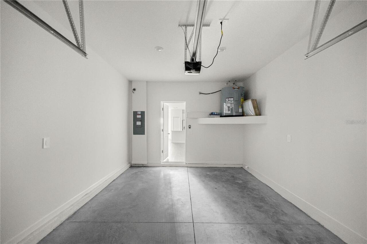 Listing Photo 9