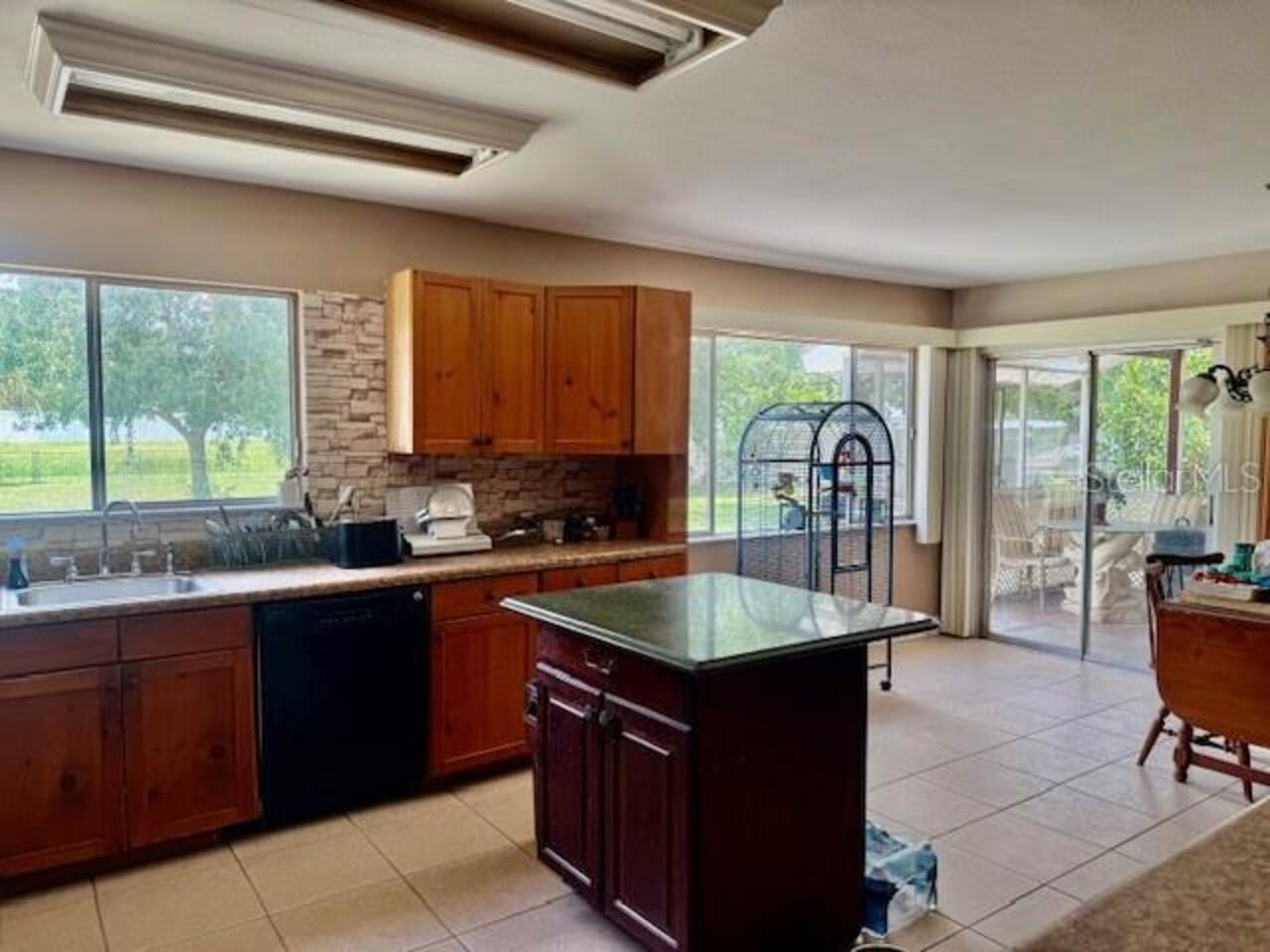 Listing Photo 7
