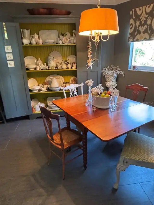 Listing Photo 10