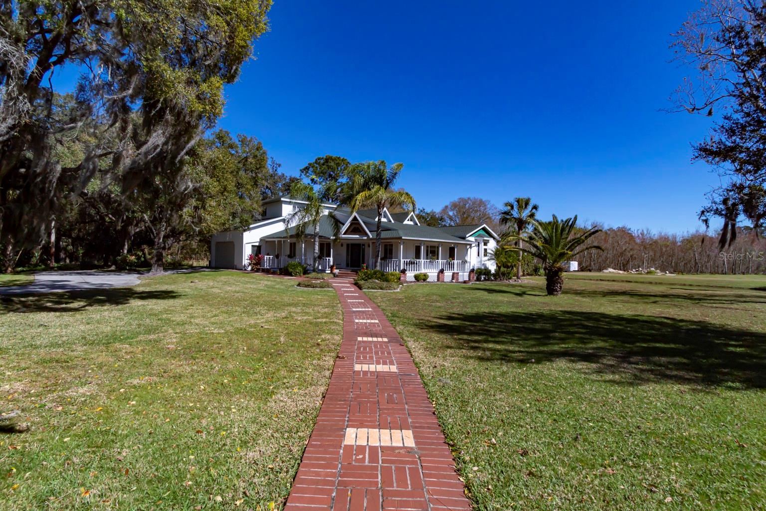 Listing Photo 10
