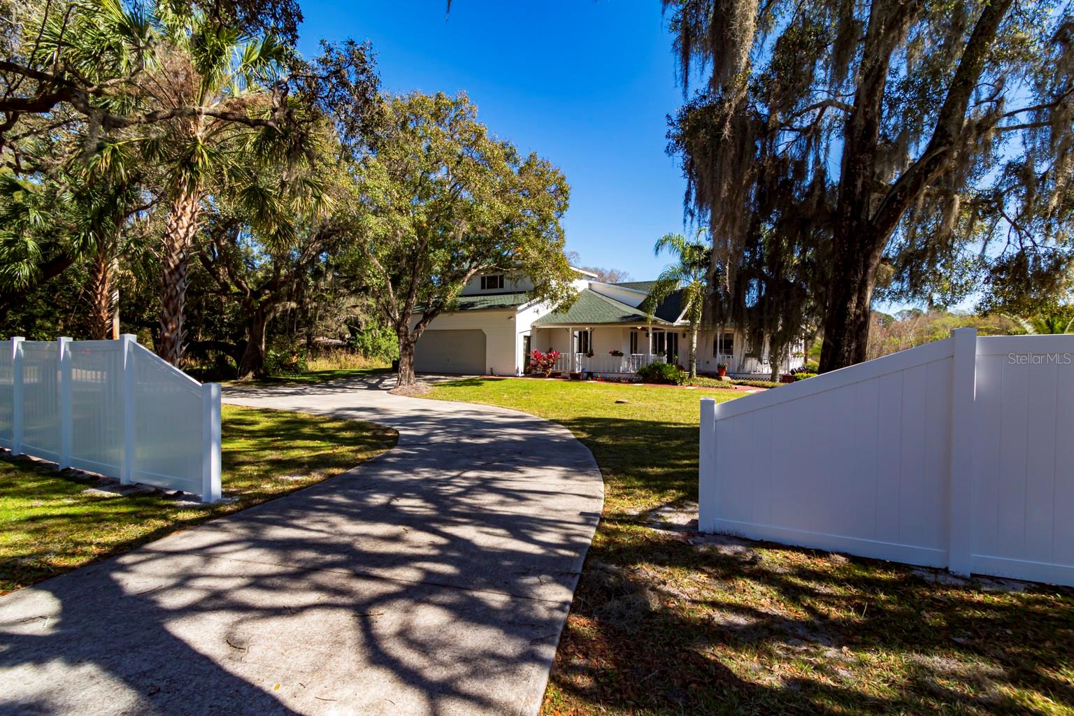 Listing Photo 11