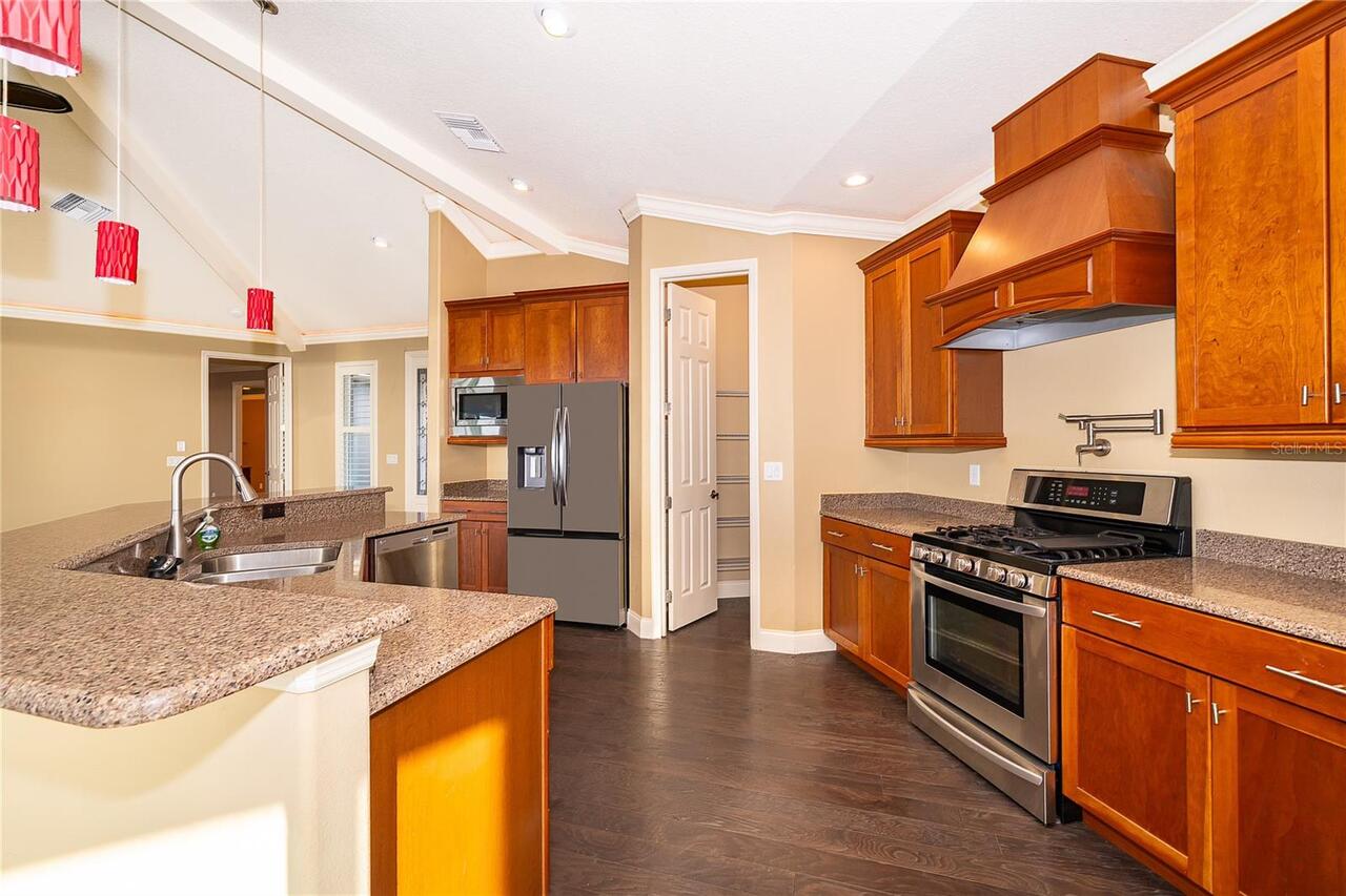 Listing Photo 19