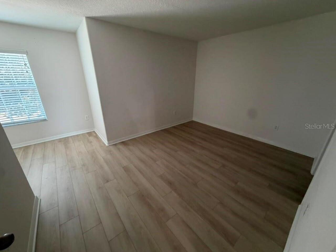 Listing Photo 24