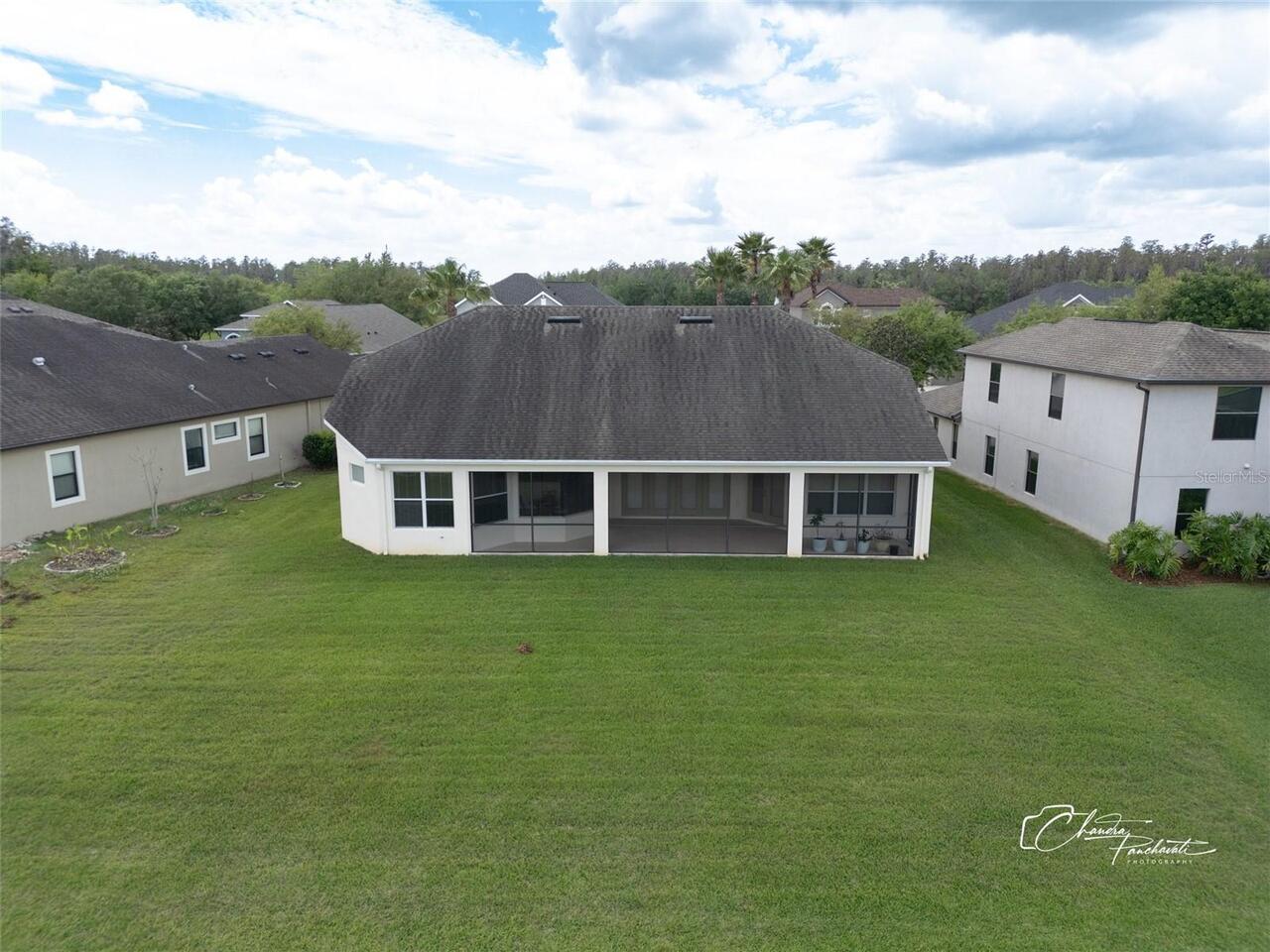 Listing Photo 10