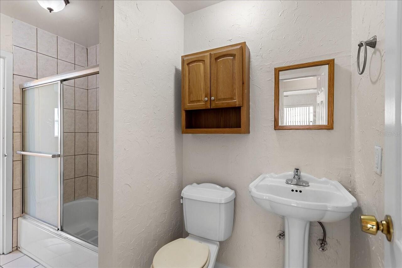 Listing Photo 14