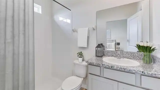 Listing Photo 12