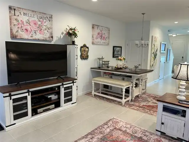 Listing Photo 19